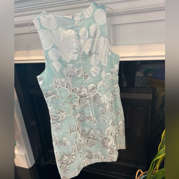 COPY - Lilly Pulitzer - size 10 - Picture 2 of 2
